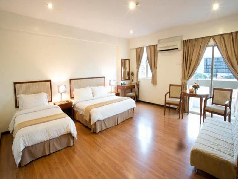 Alora Hotel Penang PENANG Bagian luar foto